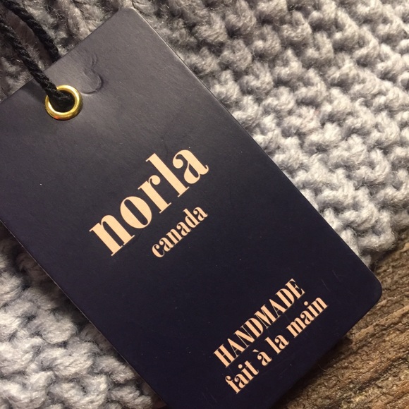 Anthropologie-Norla Glacia Faux Fur Pom Pom Hat - Picture 6 of 8